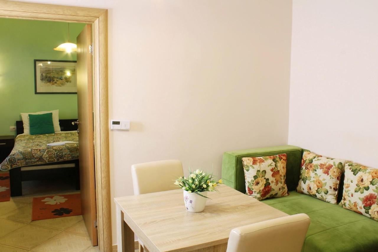 Apartments Paradisos Крагуевац Екстериор снимка
