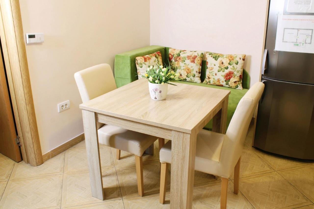 Apartments Paradisos Крагуевац Екстериор снимка